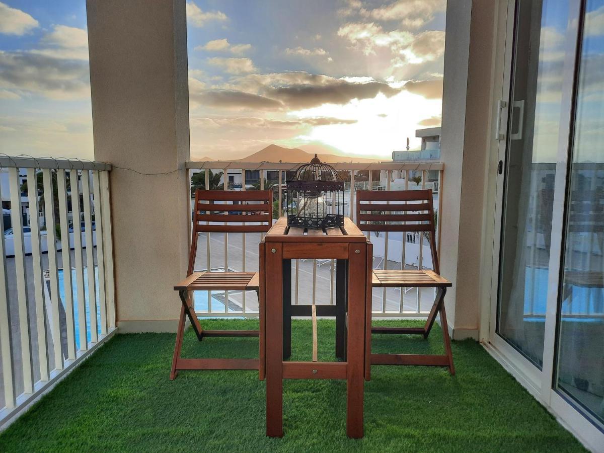 Homeforguest Sunset Senator With Pool And Terrace In Costa Teguise Exteriér fotografie